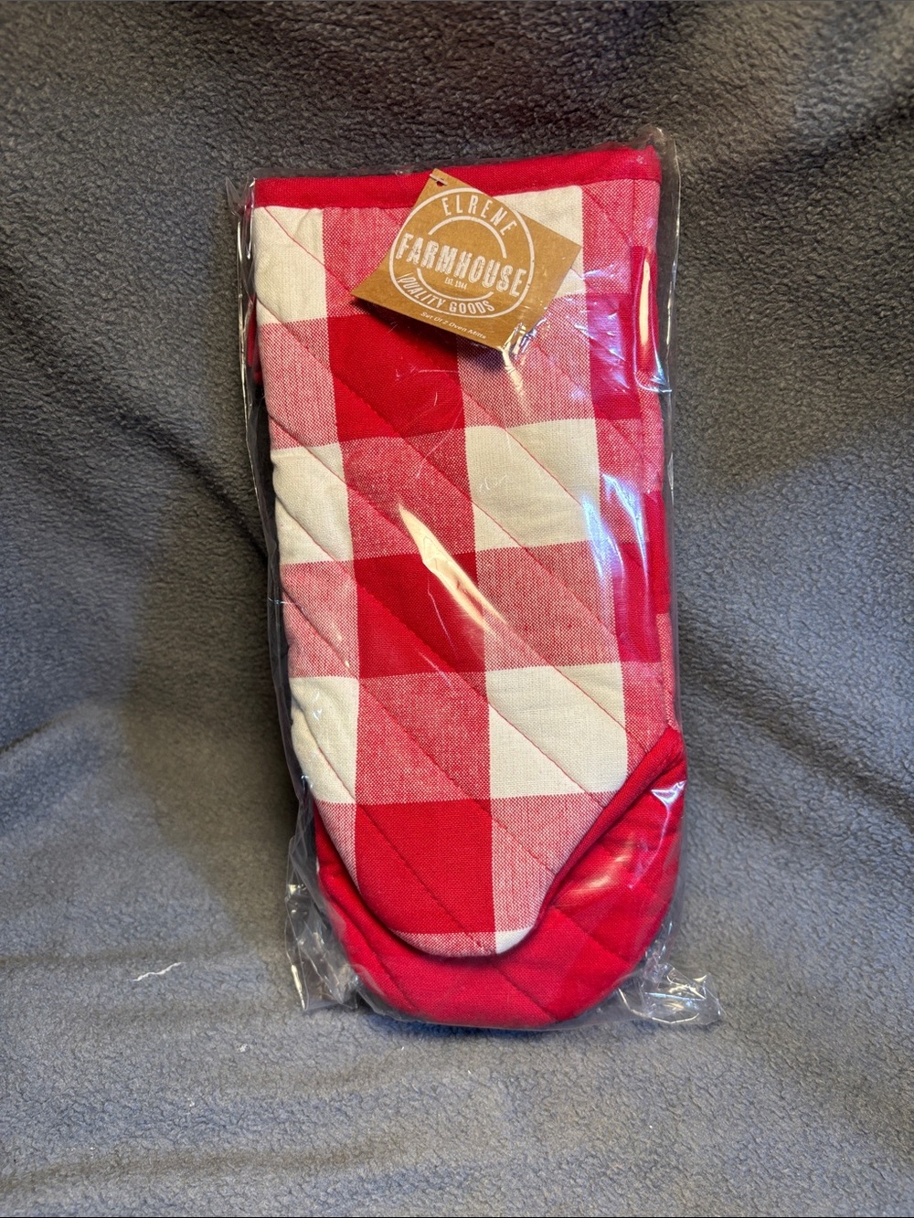 Farmhouse Red Buffalo Check Oven Mitt - Farmhouse Brand